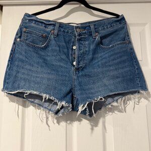 Denim Forum Jean Shorts - Size 32 - EUC